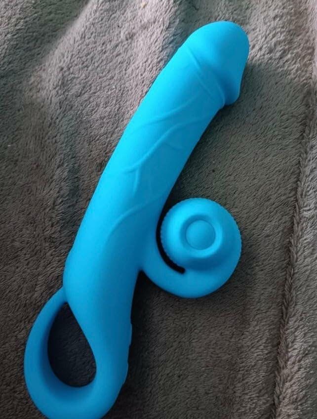 Youngwill 4-in-1 Telescopic Dildo Vibrator - Sex with a Celebrity